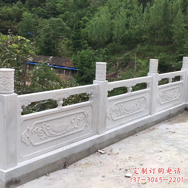 温州莲花纹石栏板雕塑，为你树立华丽边框