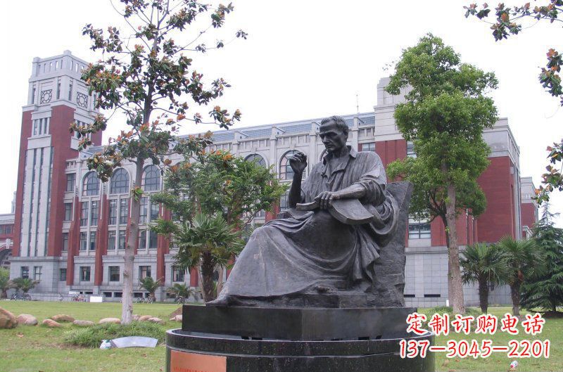 温州卢梭西方名人铜雕由中领雕塑定制,是一款完…