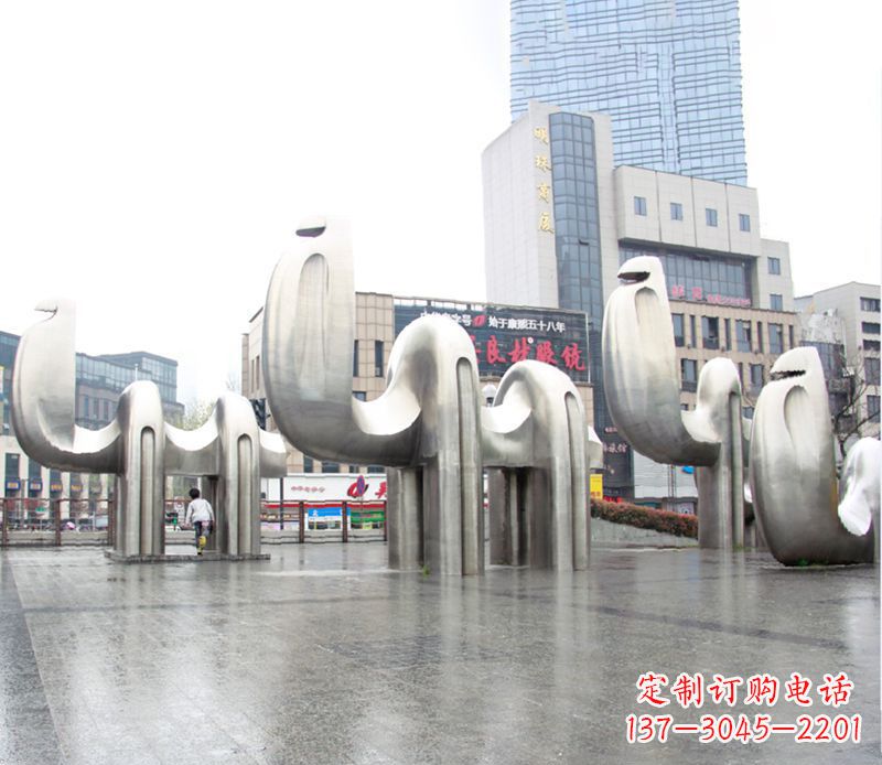温州不锈钢骆驼雕塑,更添雅致风情