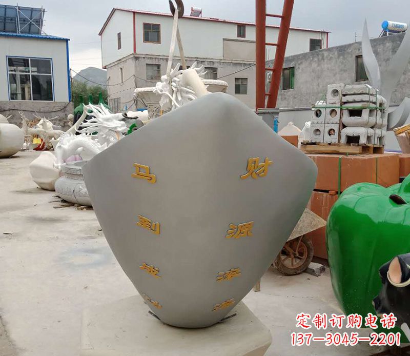 温州精美元宝雕塑,马到成功!