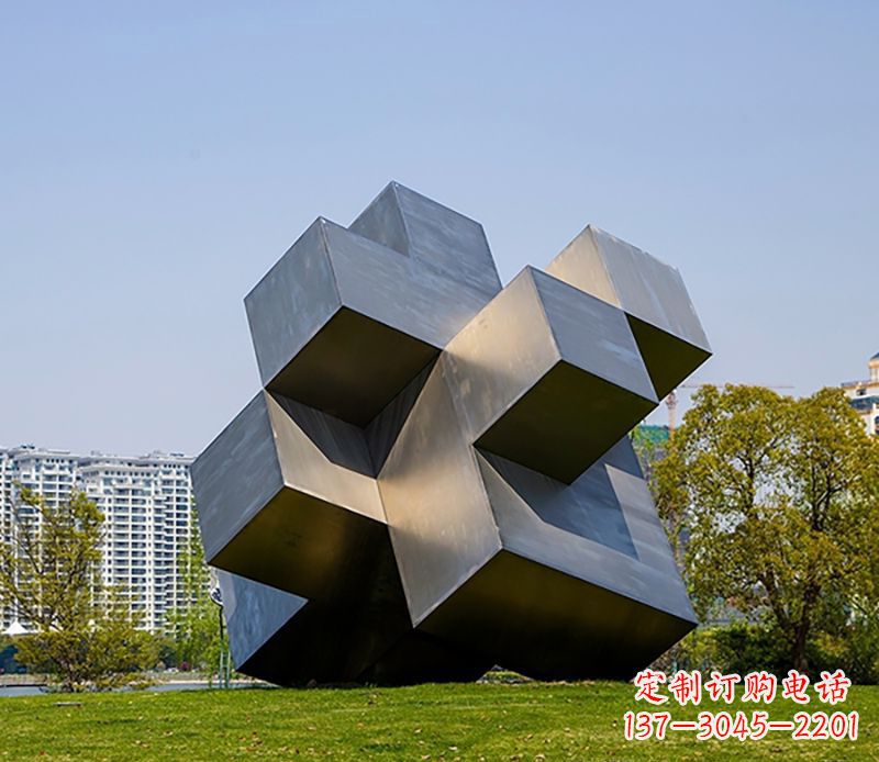 温州童年回忆,用魔方不锈钢雕塑激发梦想