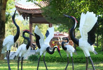 温州精美彩绘丹顶鹤雕塑