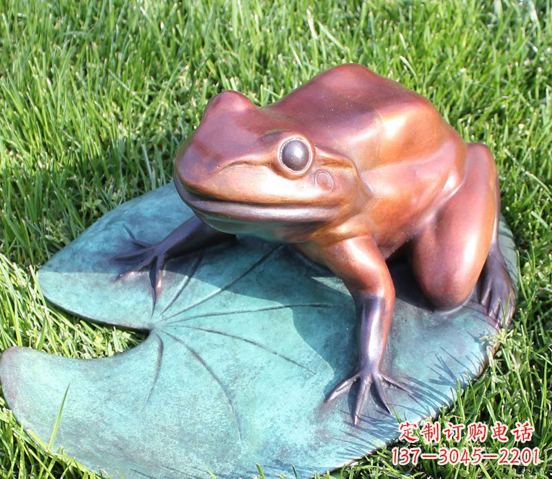 温州复古古典之美,荷叶青蛙雕塑