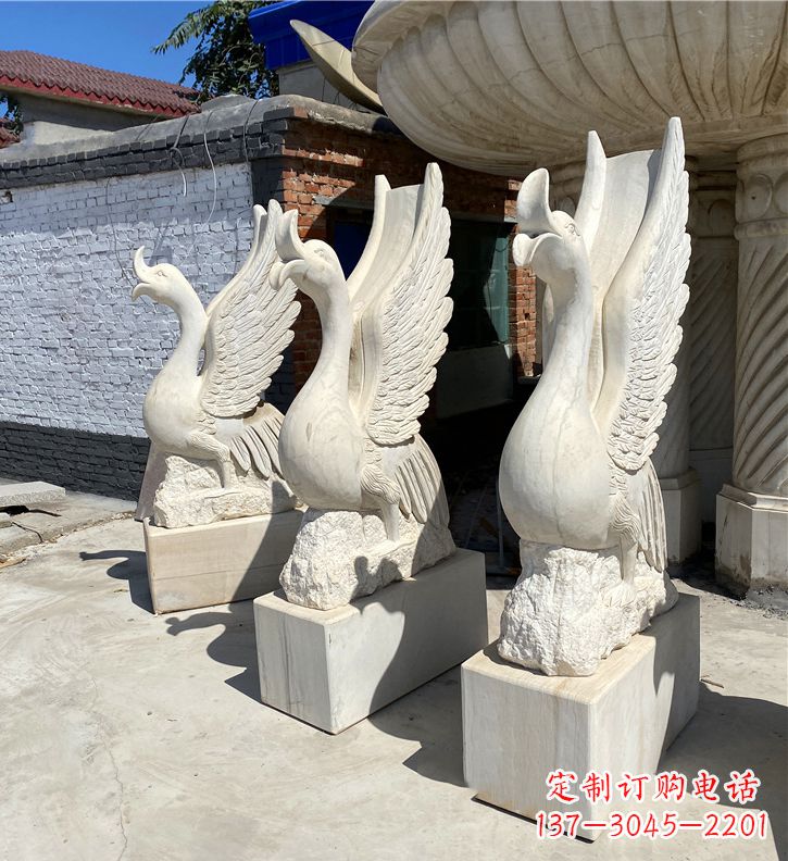 温州金羽天鹅雕塑,给您的公园带来浪漫景致