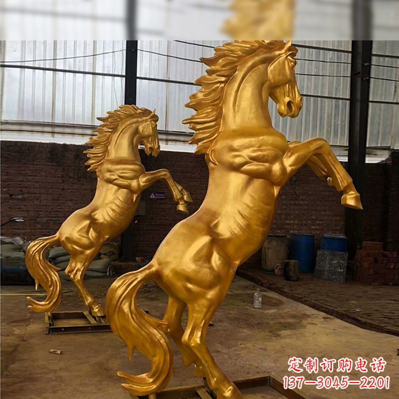 温州精美马雕塑,精锐漆金马儿