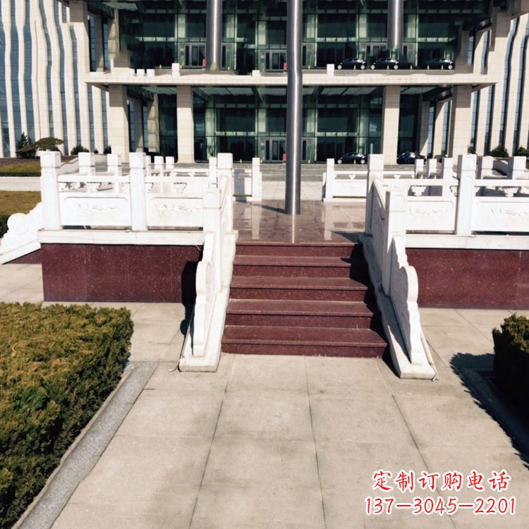 温州高贵的象征——中领雕塑升旗台雕塑