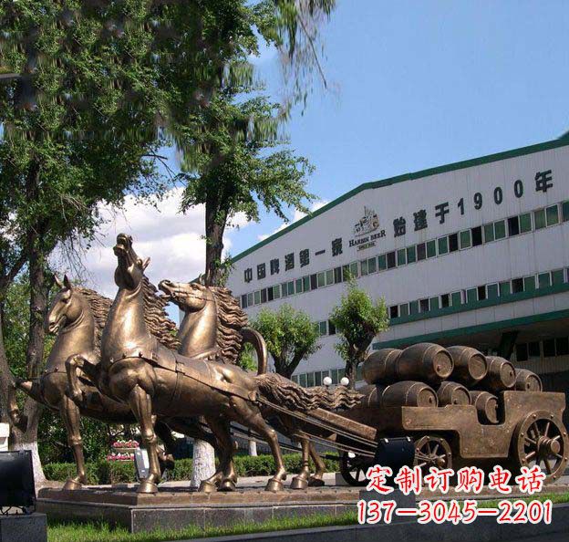 温州追求完美,华丽马车铜雕塑