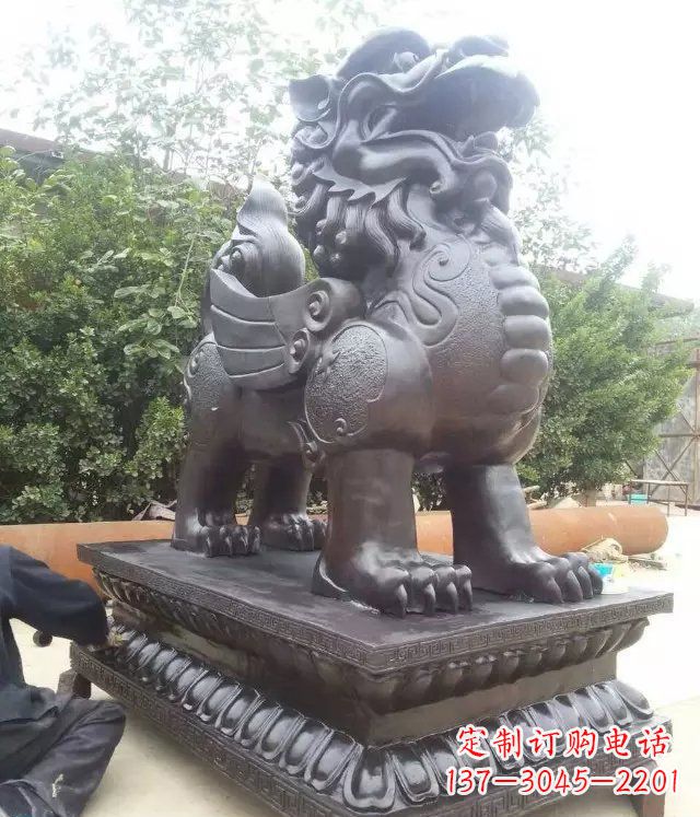 温州山中领雕塑是一家多年经验丰富的雕塑定制厂…