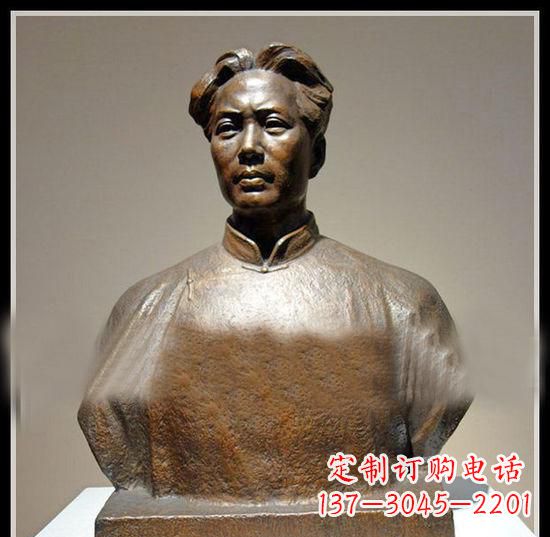 温州青年毛主席胸像铜雕：一份永恒的礼物