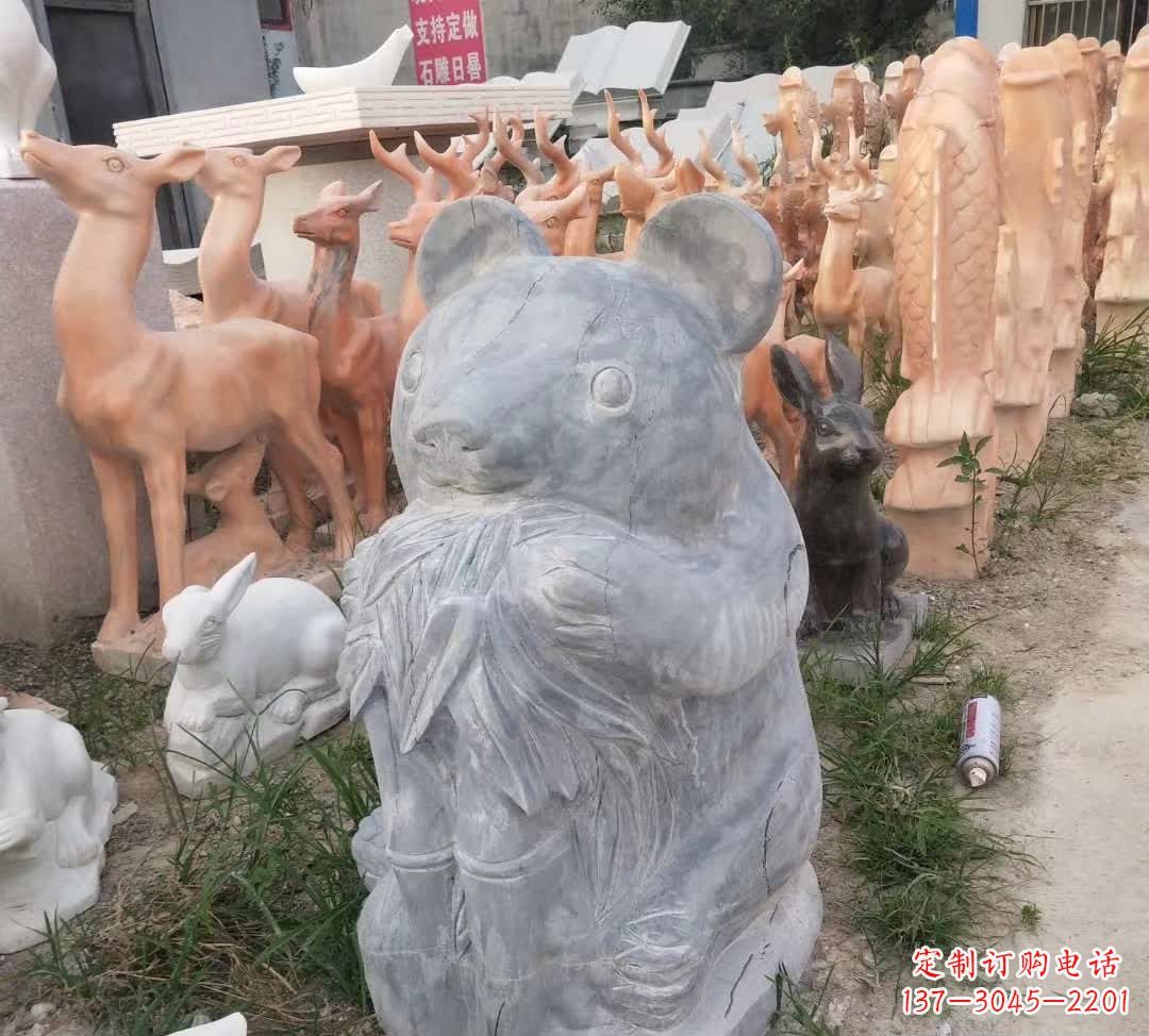 温州青石熊猫雕塑，传承古典文化
