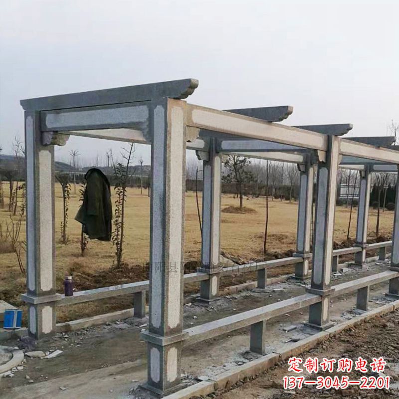 温州青石花架雕塑是由技艺精湛的艺术家设计并制…