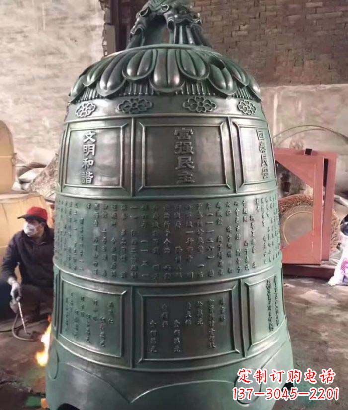 温州古典铜钟雕塑,装点家园