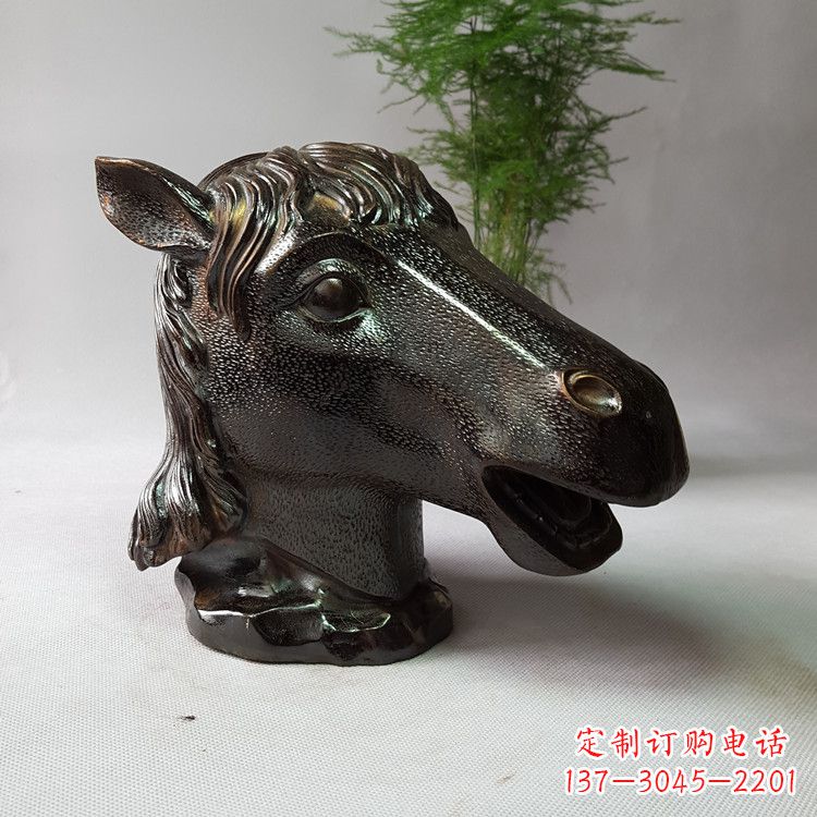 温州中领雕塑:生肖马铸铜兽首