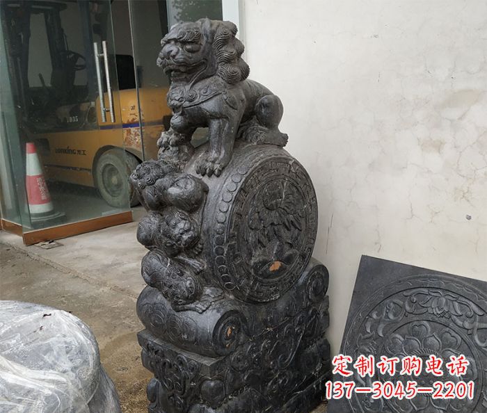 温州狮子抱鼓石雕刻门墩