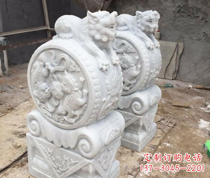 温州中领雕塑领先制作狮子抱鼓石门墩