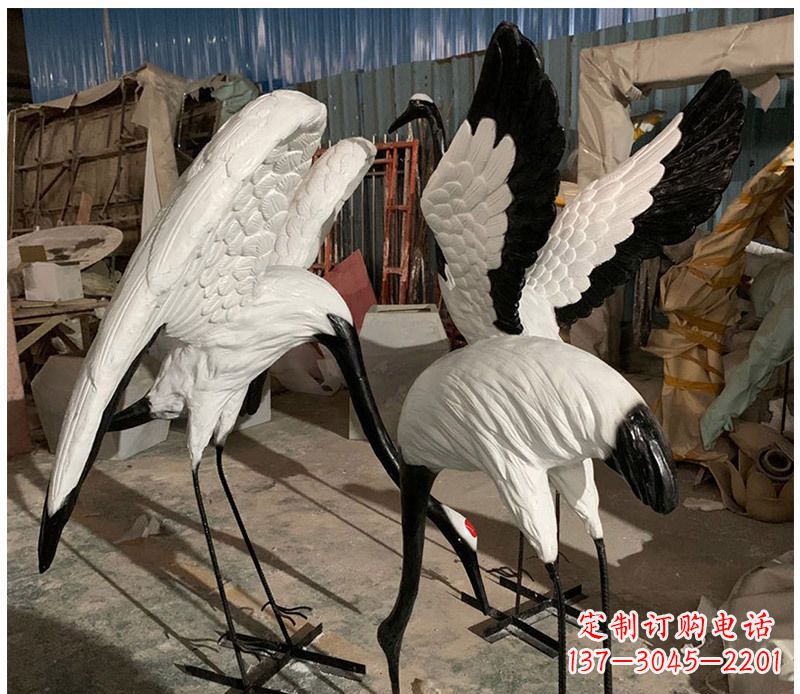 温州石雕展翅丹顶鹤动物雕塑