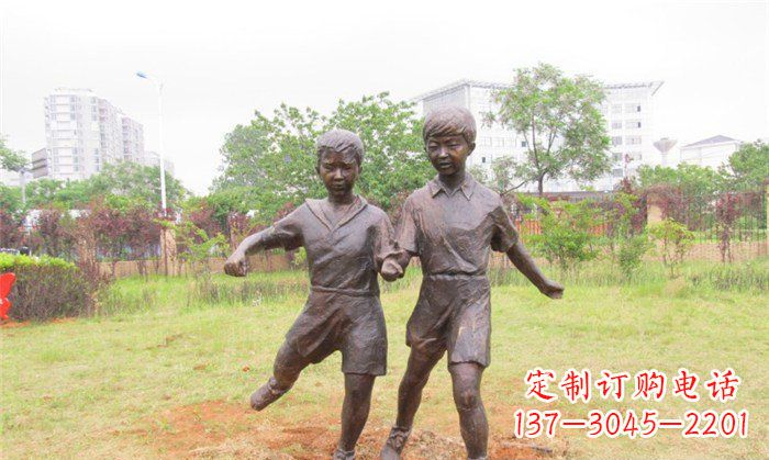温州踢足球公园人物铜雕 (2)