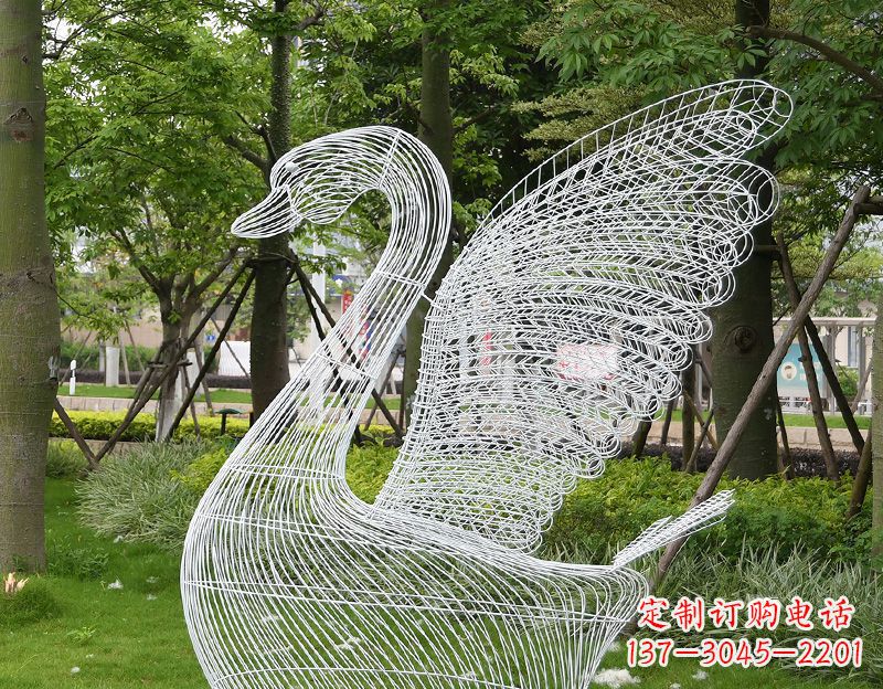 温州天鹅镂空不锈钢雕塑