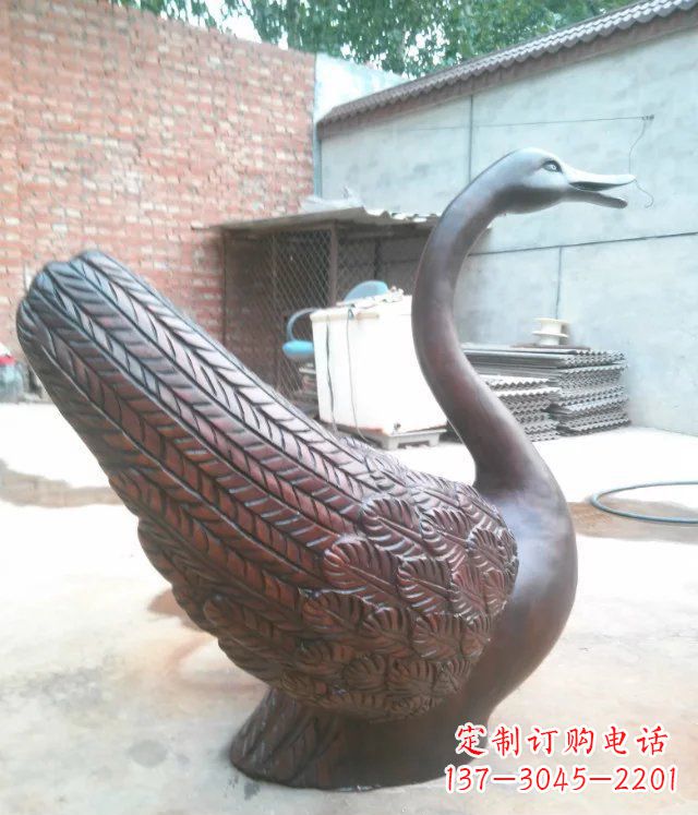 温州天鹅公园天王动物铜雕