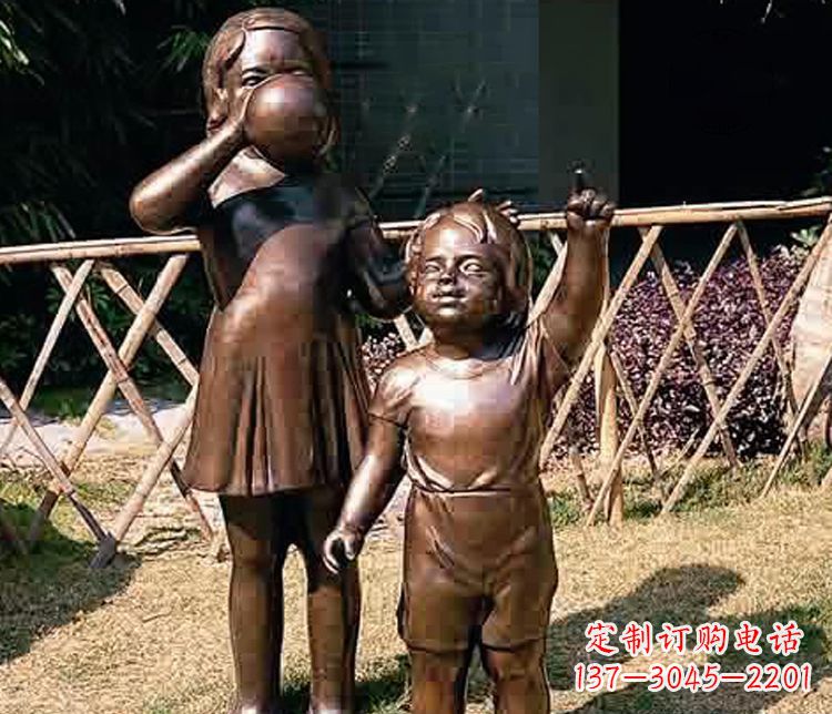 温州铜雕吹气球儿童