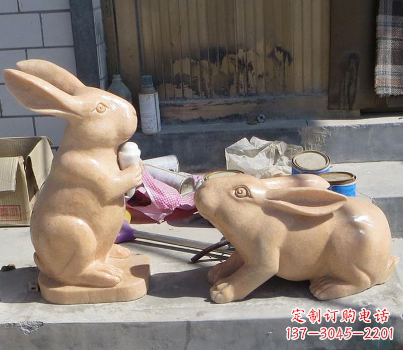 温州兔子石雕公园动物摆件
