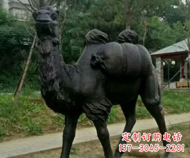 温州驮行李的骆驼铜雕