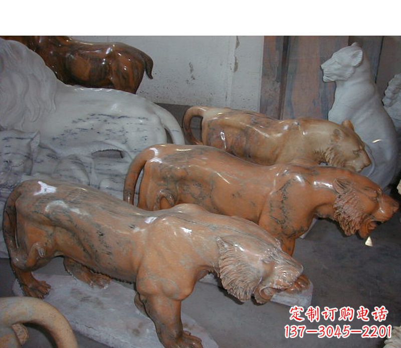 温州晚霞红动物老虎石雕