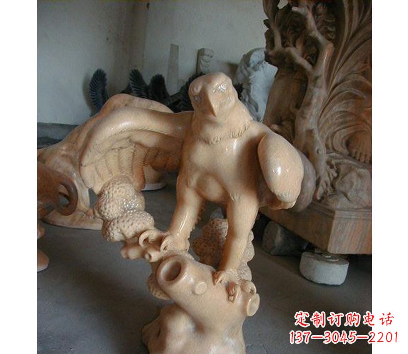 温州晚霞红老鹰石雕