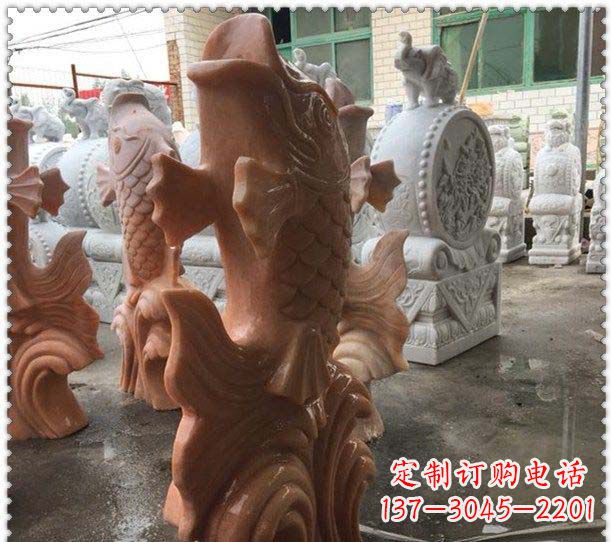 温州晚霞红喷水鲤鱼公园石雕
