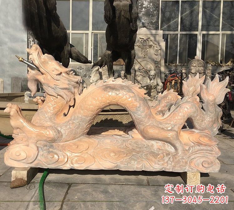温州晚霞红石雕喷水龙
