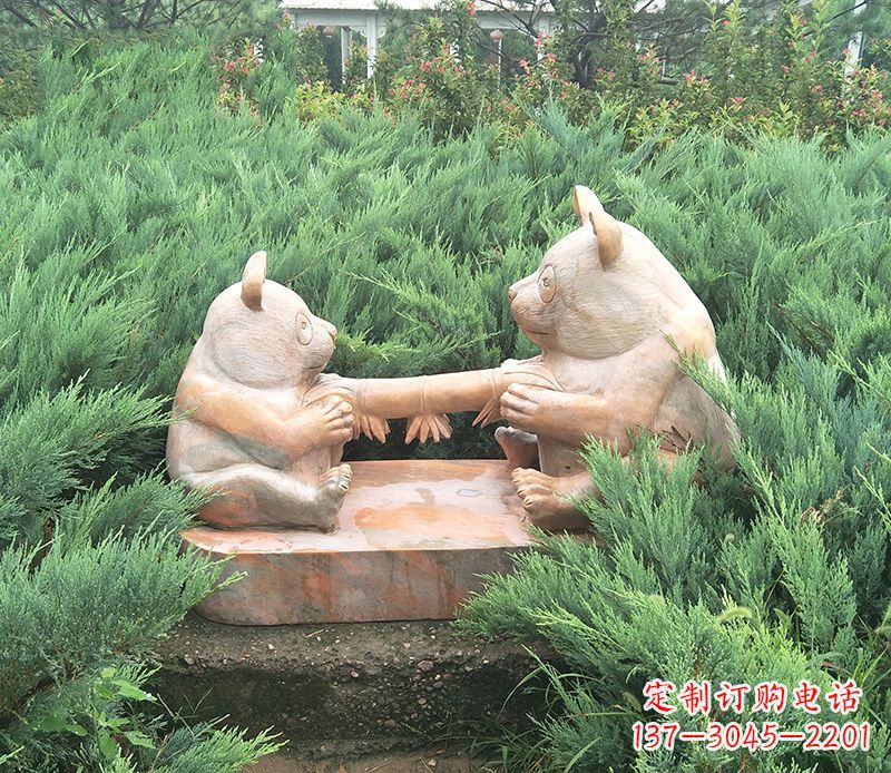 温州晚霞红熊猫母子石雕