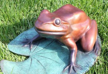 温州复古古典之美，荷叶青蛙雕塑