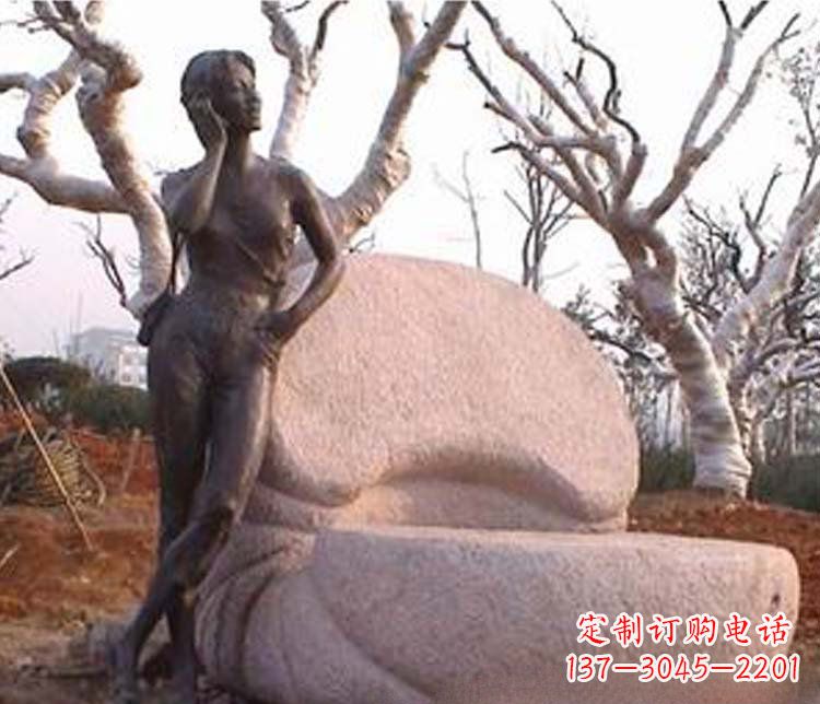 温州现代女人打电话铜雕