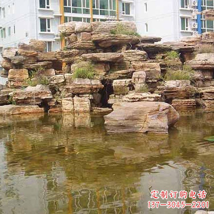 温州小区庭院假山鱼池