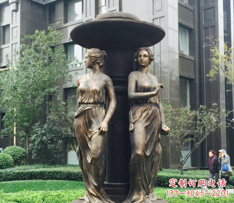 温州小区西方女人人物铜雕