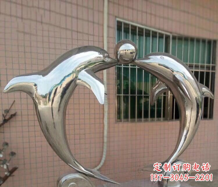 温州校园不锈钢海豚顶球雕塑