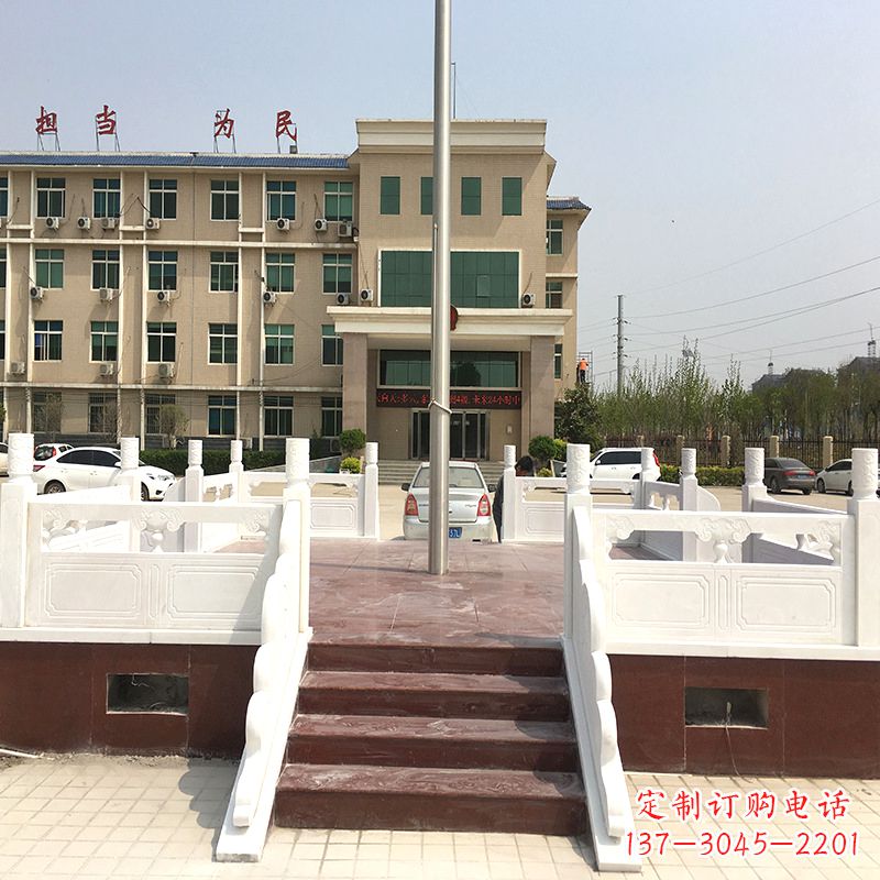 温州学校广场石雕升旗台