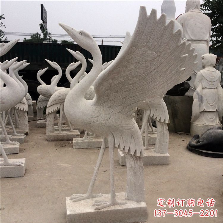 温州展翅欲飞的仙鹤石雕