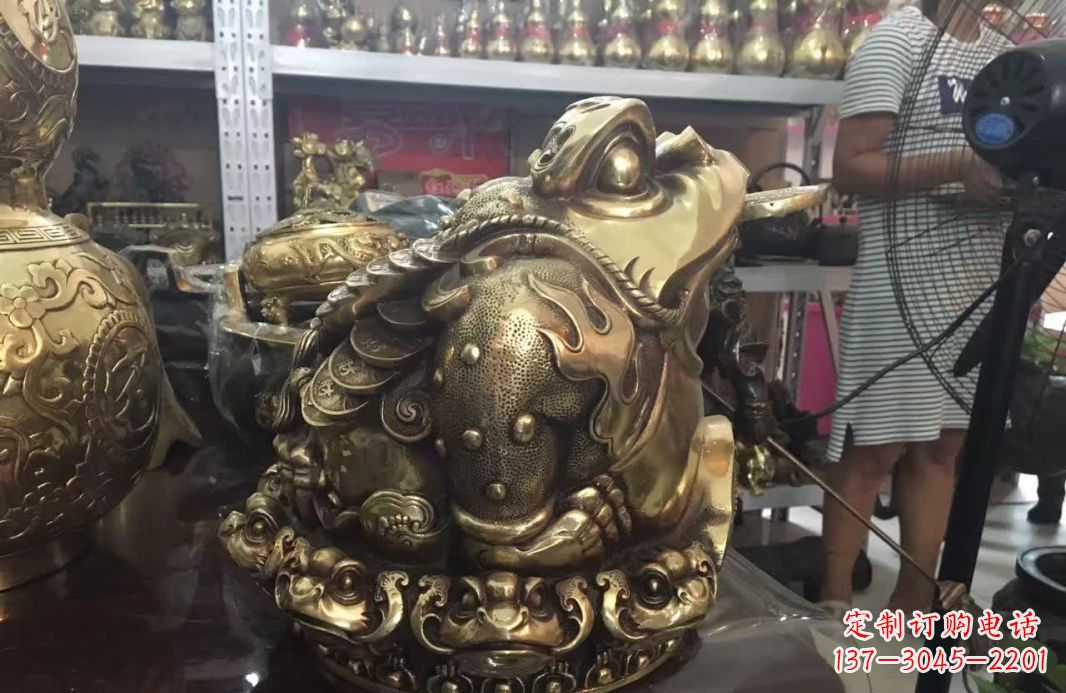 温州招财金蟾动物铜雕