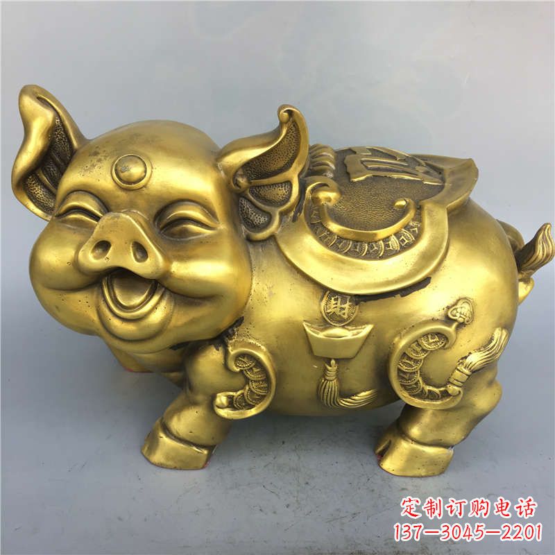温州招财卡通猪铜雕-企业商场美陈动物生肖风水雕塑摆件