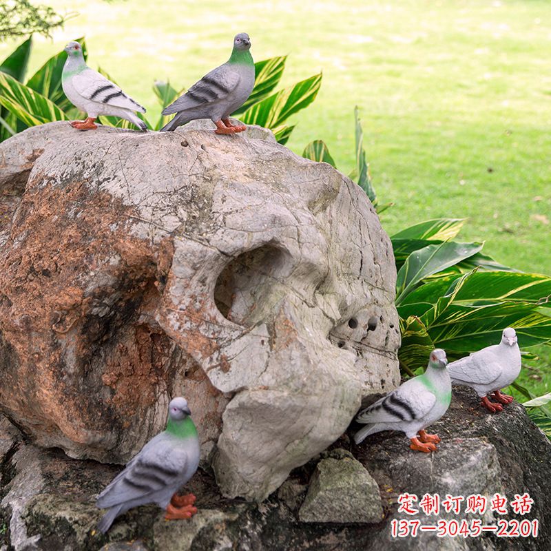温州众人托着和平鸽雕塑