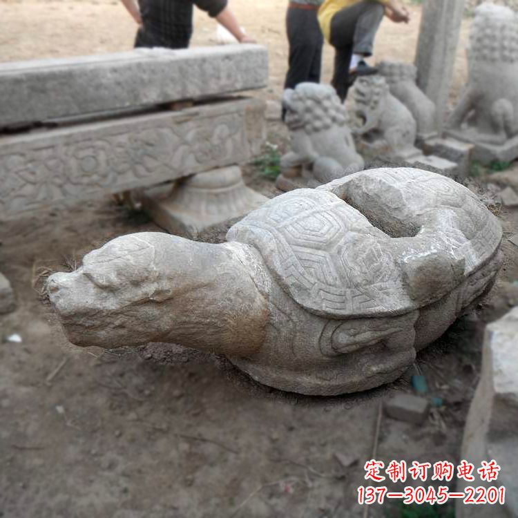 温州朱雀站在赑屃上的石雕