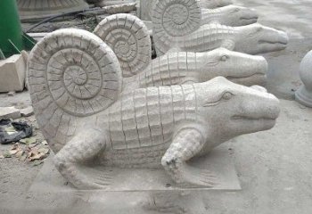 温州园林水池水景鳄鱼砂岩喷水雕塑