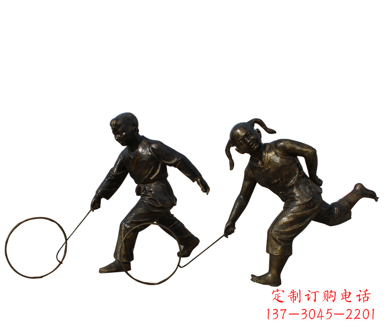 温州公园滚铁环的儿童铜雕
