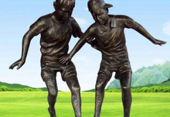 温州铸铜踢足球的儿童